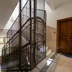 Caruso Regal House