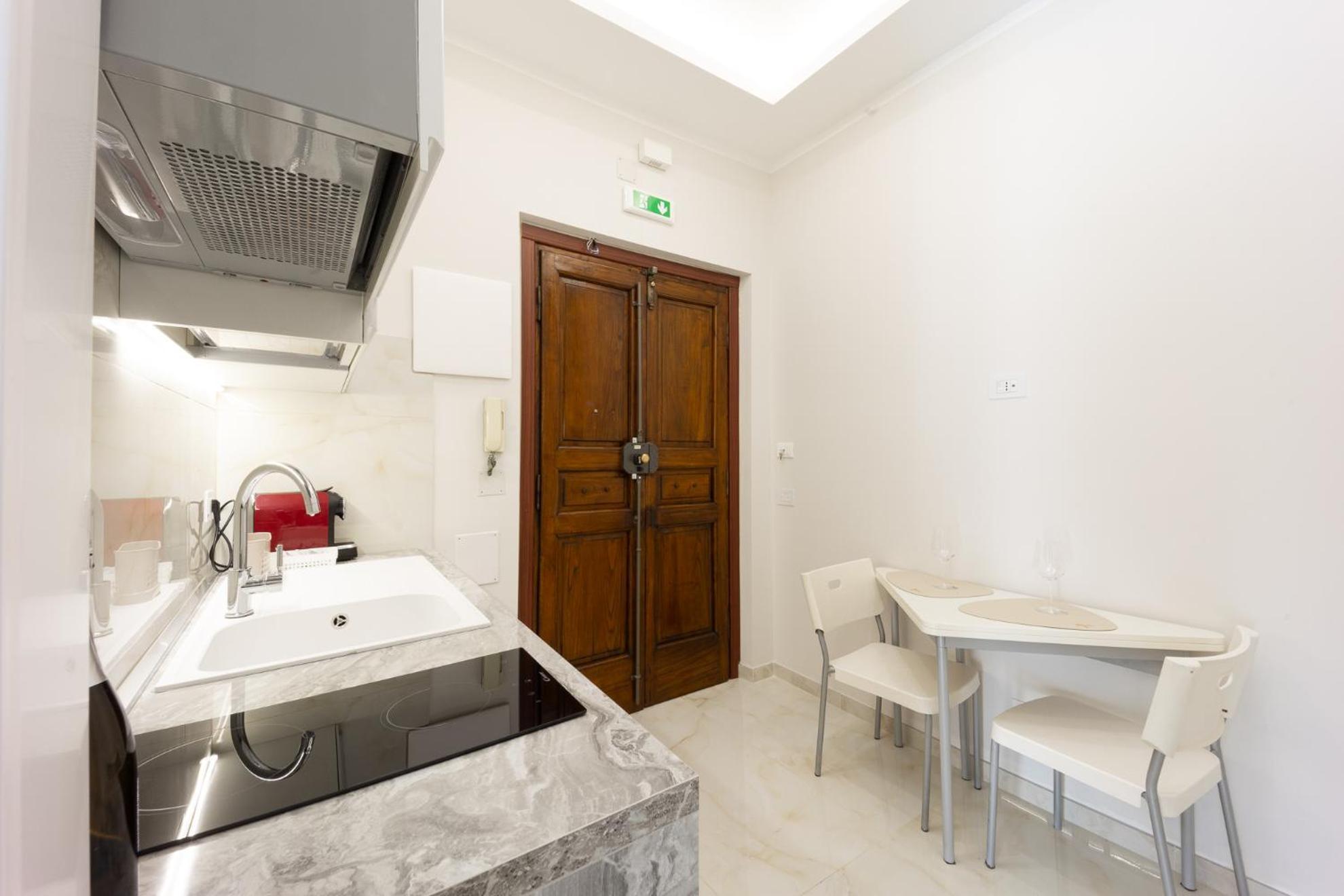 Caruso Regal House Rom