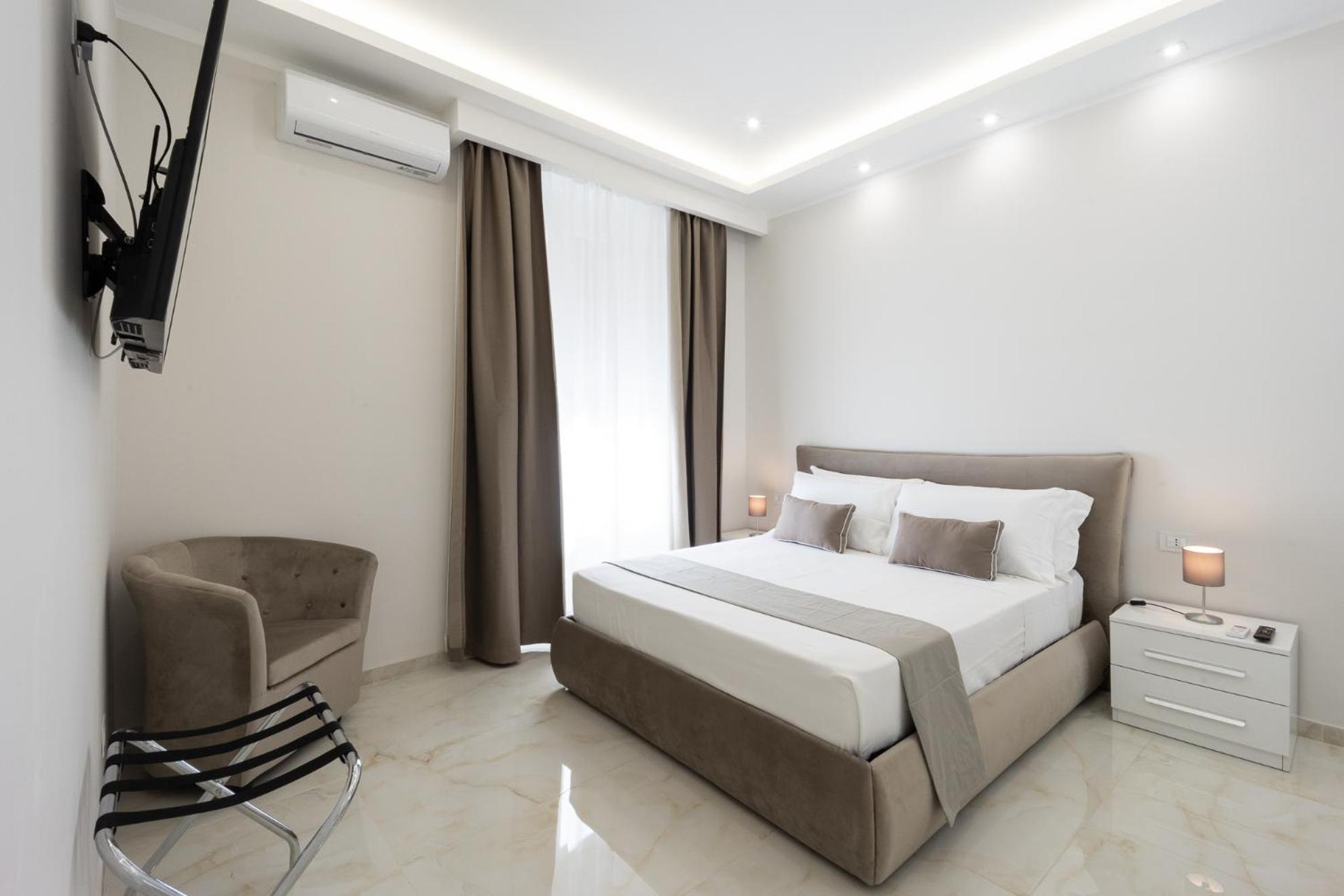 Caruso Regal House *